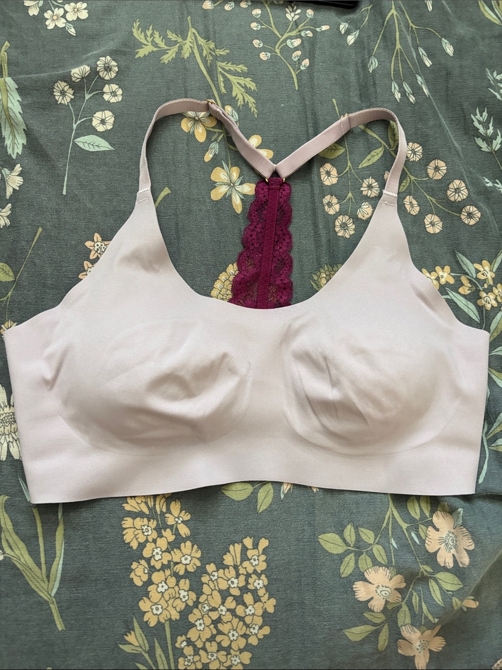 Knix Seamless Comfort Lace Adjustable Racerback Bra in Light Purple Size Medium